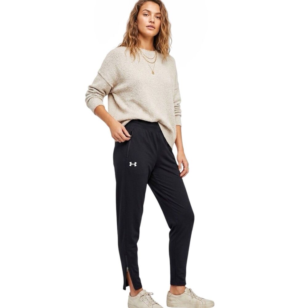 Under Armour Women's Speed Pocket fitted Black Ankle Zip Pants Gym Sz Medium